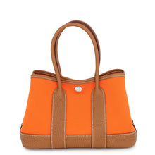 将图像加载到图库查看器中,HERMES Neo Garden Feu/Gold Toile Officier Negonda Leather Size 23