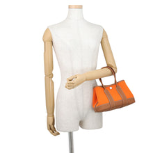 将图像加载到图库查看器中,HERMES Neo Garden Feu/Gold Toile Officier Negonda Leather Size 23