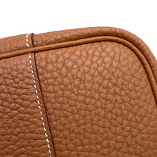 将图像加载到图库查看器中,HERMES Neo Garden Feu/Gold Toile Officier Negonda Leather Size 23