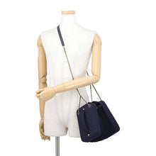 将图像加载到图库查看器中,CHANEL Hamburg Accordion Shoulder Bag Navy Wool