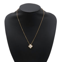 Load image into Gallery viewer, Van Cleef & Arpels Vintage Alhambra PendantVCARA45900 18K Yellow Gold