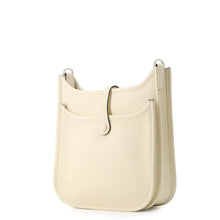 Load image into Gallery viewer, HERMES Evelyne 3 claim Taurillon Clemence Size 23