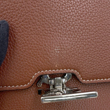将图像加载到图库查看器中,BURBERRY Robin TB Logo Shoulder Bag Brown8032896 Leather
