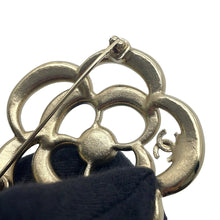 将图像加载到图库查看器中,CHANEL Camellia BroochABF233 Metal Rhinestone Faux Pearl