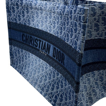 Load image into Gallery viewer, Dior Book tote Navy Canvas Size Medium