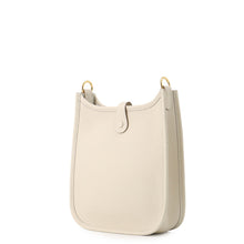 Load image into Gallery viewer, HERMES Evelyne Long Amazon Craie Taurillon Clemence Size TPM