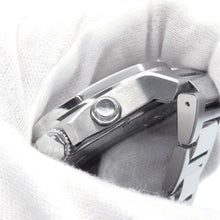 Load image into Gallery viewer, GIRARD-PERREGAUX Laureato Chronograph Stainless Steel Silver Dial81020-11-131-11A