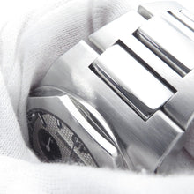 Load image into Gallery viewer, GIRARD-PERREGAUX Laureato Chronograph Stainless Steel Silver Dial81020-11-131-11A