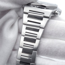将图像加载到图库查看器中,GIRARD-PERREGAUX Laureato Chronograph Stainless Steel Silver Dial81020-11-131-11A