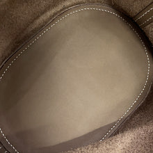 将图像加载到图库查看器中,HERMES In the loop Etoupe Taurillon Clemence Swift Leather Size 18