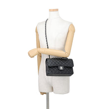 将图像加载到图库查看器中,CHANEL Matelasse W Flap ChainShoulder Bag BlackA01113 Caviar Leather Size 23