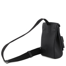 Load image into Gallery viewer, HERMES Kelly Akkad Access Black Togo Leather Size PM