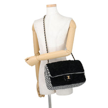 Load image into Gallery viewer, CHANEL Paris 31 Louis Cambon Chain Shoulder Bag Black Shearling Sheep Tweed Leather