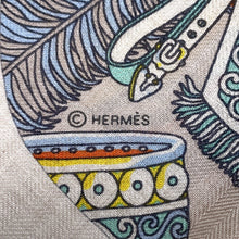 Load image into Gallery viewer, HERMES Triangle Jean Natural/Vert/Jaune Cashmere70% Silk30%