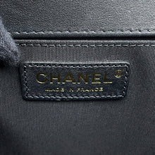 Load image into Gallery viewer, CHANEL Boy Chanel BlackA67086 Caviar Leather Size 25