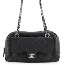 将图像加载到图库查看器中,CHANEL Matelasse CC Logo Shoulder Bag Black Caviar Leather