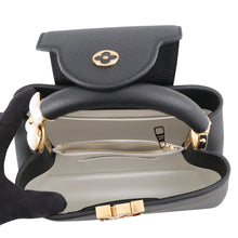Load image into Gallery viewer, LOUIS VUITTON Capucines Noir/Pearl WhiteM29602 Taurillon Leather Size BB