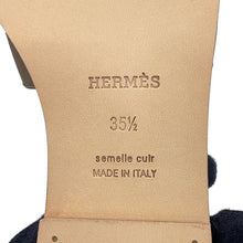 Load image into Gallery viewer, HERMES Oran Sandals Etoupe Epsom Size 35H