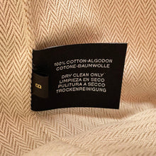 Load image into Gallery viewer, HERMES Brid a Black Hibiscus Canvas Size GM