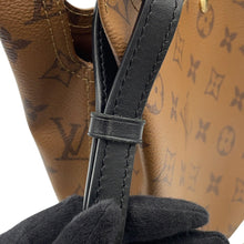 Load image into Gallery viewer, LOUIS VUITTON Atlantis BrownM46816 Monogram Reverse Canvas Size BB