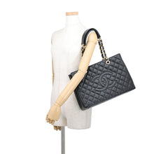 将图像加载到图库查看器中,CHANEL GST tote BlackA50995 Caviar Leather
