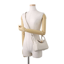 Load image into Gallery viewer, HERMES Lindy Craie Taurillon Clemence Size Mini