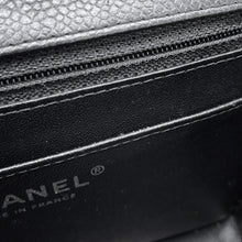 将图像加载到图库查看器中,CHANEL Mini Matelasse ChainShoulder Bag BlackA35200 Caviar Leather Size Mini