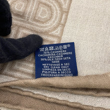 Load image into Gallery viewer, HERMES Stole Chaine d'Ancre Size 180x60 Beige Cashmere70% Silk30%