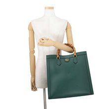 Load image into Gallery viewer, GUCCI Diana Bamboo Handle 2-Way Handbag Green703218 Leather Size Large