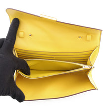 将图像加载到图库查看器中,HERMES Constance to Go Jaune de Naples Epsom