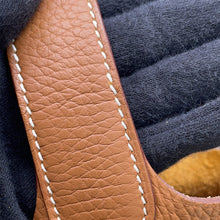 Load image into Gallery viewer, HERMES Picotin Lock Gold Taurillon Clemence Size MM