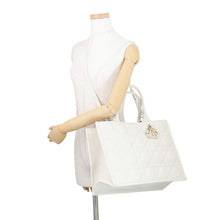 Load image into Gallery viewer, Dior Macrocannage Book Tote Latte WhiteM1324OWHP_M030 Calf Leather Size Medium