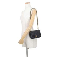 将图像加载到图库查看器中,CHANEL Matelasse Mini Flapback BlackAS4868 Lambskin