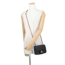 将图像加载到图库查看器中,CHANEL Matelasse Mini Flapback BlackAS4868 Lambskin