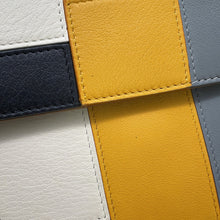 将图像加载到图库查看器中,FENDI bucket Multicolor8BR600 Leather