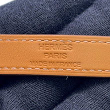 Load image into Gallery viewer, HERMES Kelly Duble Tour Bracelet Size T3 Dore Chevre Shamqila