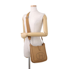 Load image into Gallery viewer, HERMES Evelyne3 Biscuit Taurillon Clemence Size 23