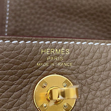 Load image into Gallery viewer, HERMES Lindy Etoupe Taurillon Clemence Size Mini