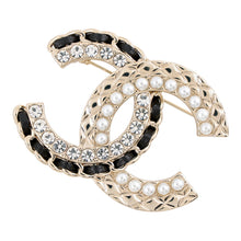 将图像加载到图库查看器中,CHANEL CC Logo Brooch Champagne GoldAB8609 Metal Faux Pearl Rhinestone Leather