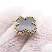 Load image into Gallery viewer, Van Cleef & Arpels Vintage Alhambra PendantVCARA45800 18K Yellow Gold