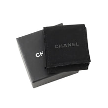 将图像加载到图库查看器中,CHANEL CC Logo Heart Motif EarringsAB9398 Metal Rhinestone Faux Pearl
