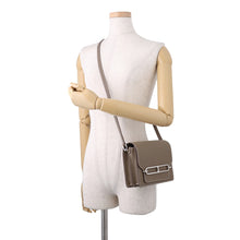 Load image into Gallery viewer, HERMES Sac Roulis Roulis Mini Etoupe Evercolor Size Mini