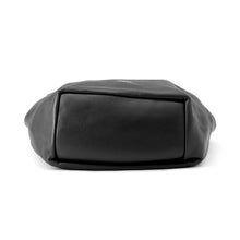 将图像加载到图库查看器中,LOEWE Squeeze Bag BlackA914Q37X01 Leather Size Medium