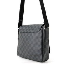 将图像加载到图库查看器中,LOUIS VUITTON District NoirN41260 Damier Graphite Size PM