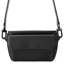 将图像加载到图库查看器中,LOUIS VUITTON LV Aerogram Pilot Wearable Wallet NoirM83563 Leather LV Aerogram