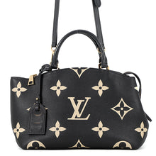 Load image into Gallery viewer, LOUIS VUITTON Petit Palais Noir/BeigeM58913 Bicolor Monogram Empreinte Leather Size PM