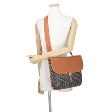 Load image into Gallery viewer, GOYARD Crucier Messenger Bag Black/TanCOURSIMMLTY01CL03P PVC Leather