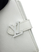 将图像加载到图库查看器中,LOUIS VUITTON LV Vertical Wallet Compact Optical WhiteM82998 Calf Leather