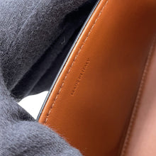 将图像加载到图库查看器中,CELINE Triomphe ChainShoulder Bag Tan197992DQW 04LU PVC