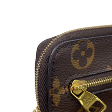 将图像加载到图库查看器中,LOUIS VUITTON Utility Crossbody BrownM80746 Monogram